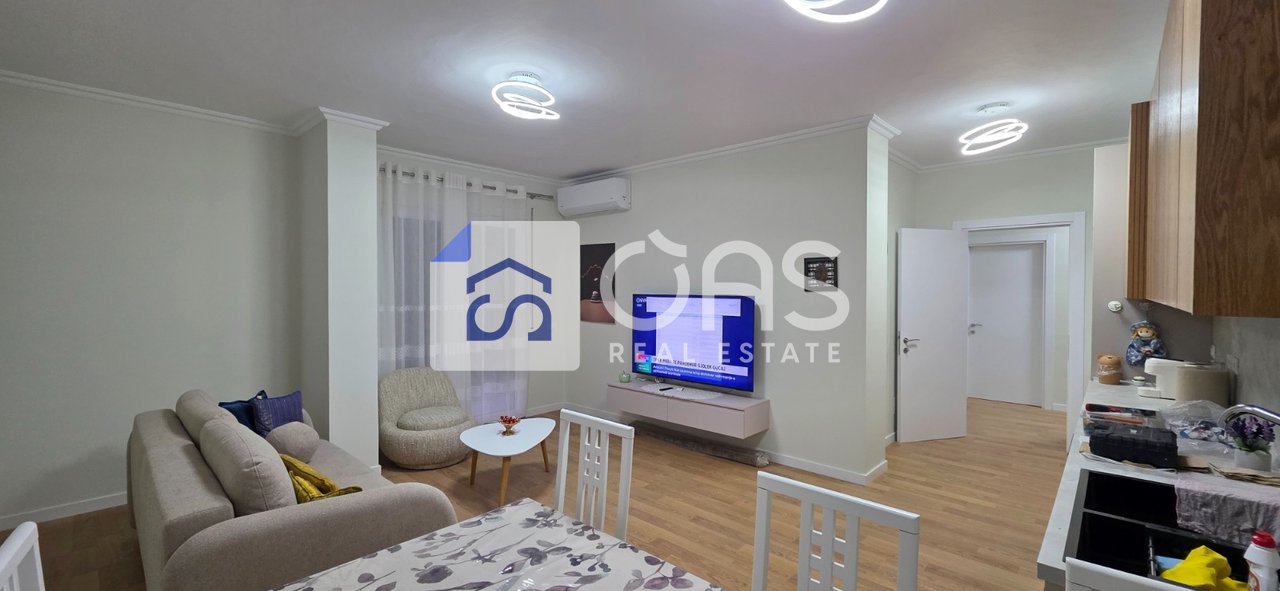 Jepet me qera Apartamenti 2+1 Pazari i Ri