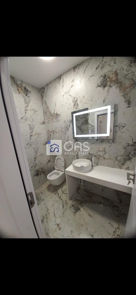 Jepet me qera apartament 2+1 ne Fresk