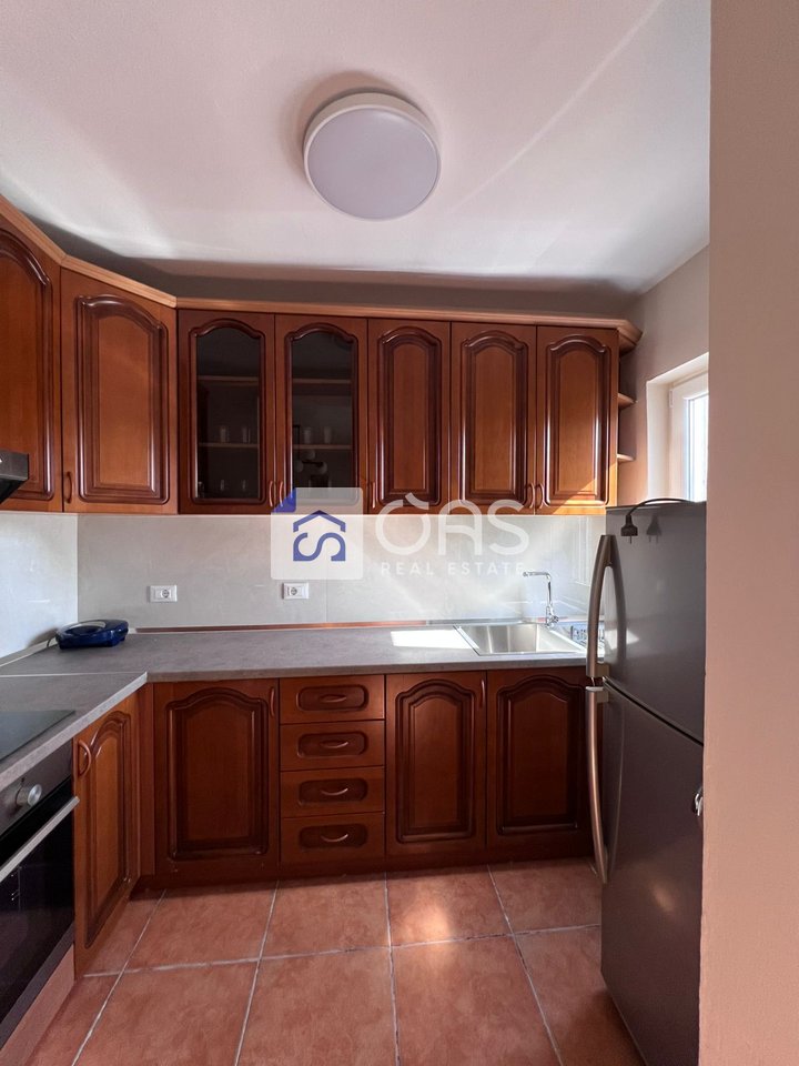 Affittasi appartamento 2+1 in Via Elbasani