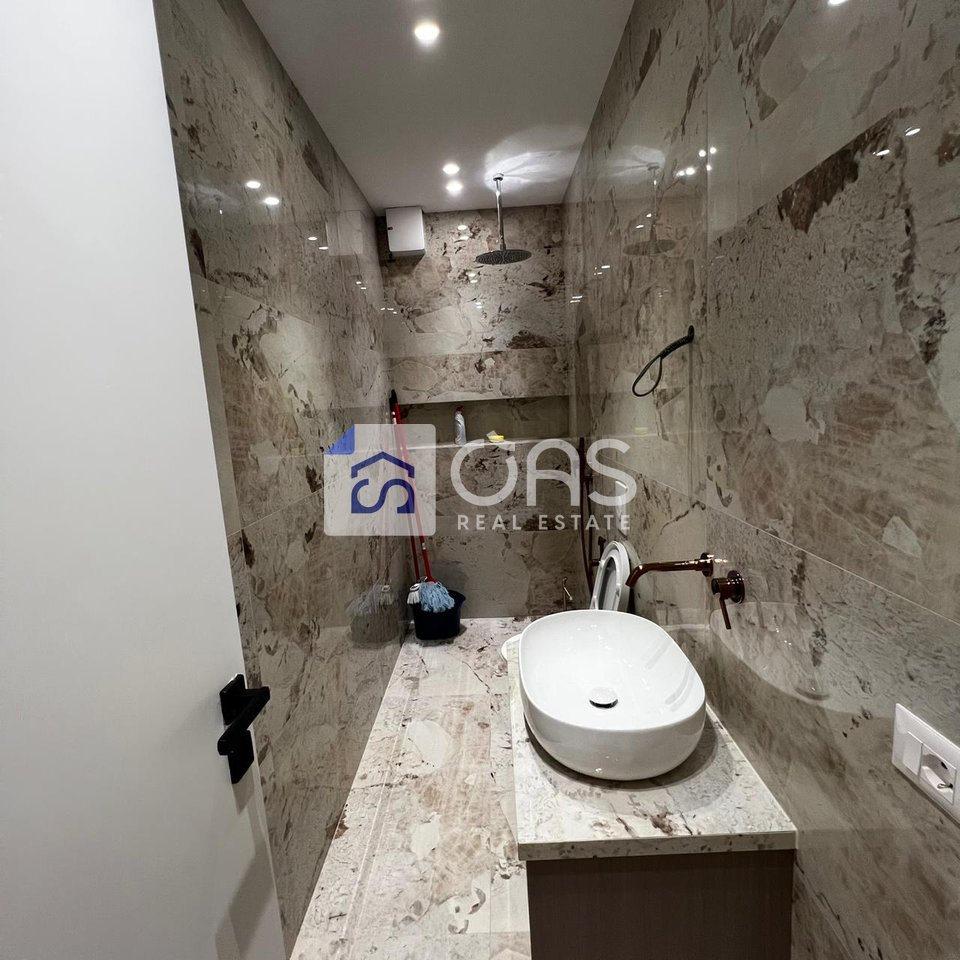 For rent 2+1 apartment at Bulevardi i Ri.