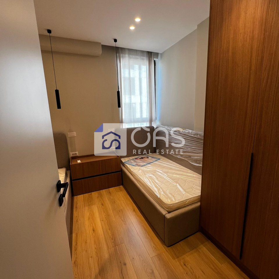 For rent 2+1 apartment at Bulevardi i Ri.
