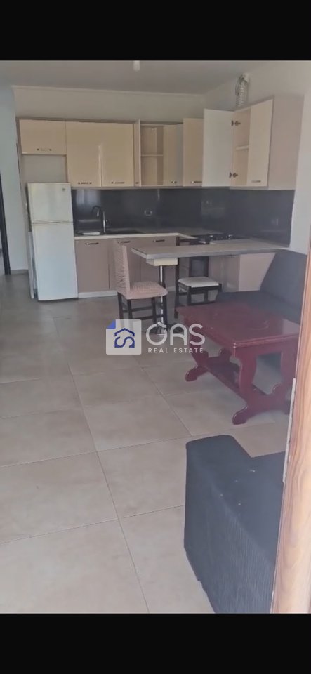 Jepet me qera Apartamenti 1+1  Laprak