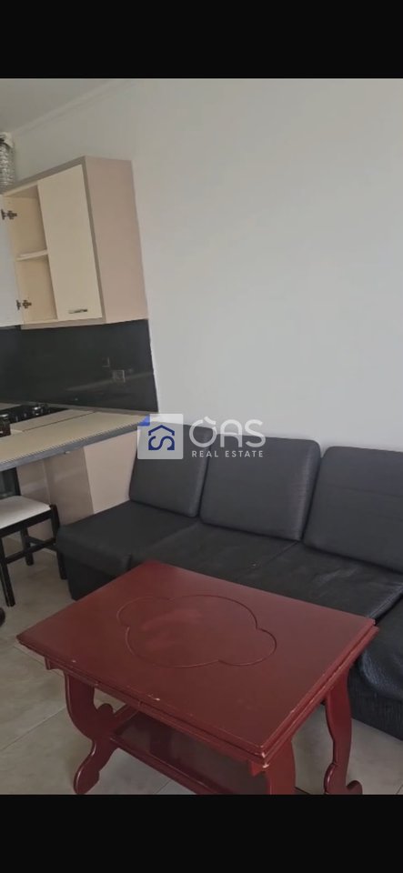 Jepet me qera Apartamenti 1+1  Laprak
