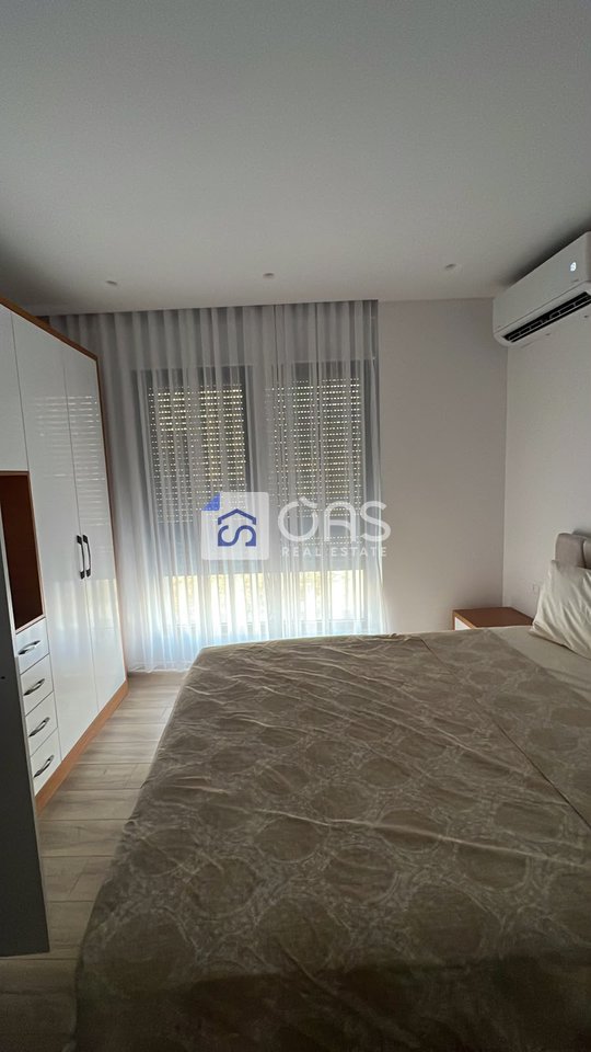 Jepet me qera Apartamenti 2+1+2 Bulevardi i ri