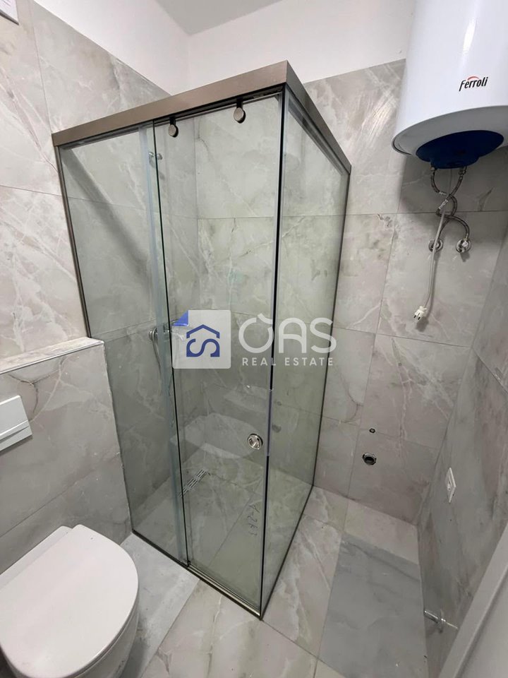 Jepet me qera Apartamenti 2+1+2 Bulevardi i ri
