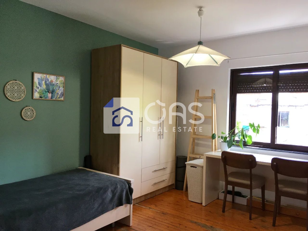 Jepet me qera Apartamenti 2+1 Rruga Durrsit,prane Qendres