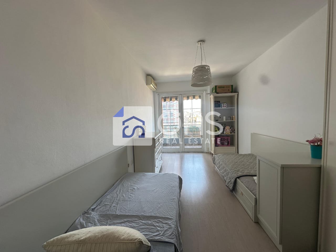 Jepet me qera Apartamenti 2+1+2 Komuna e Parisit