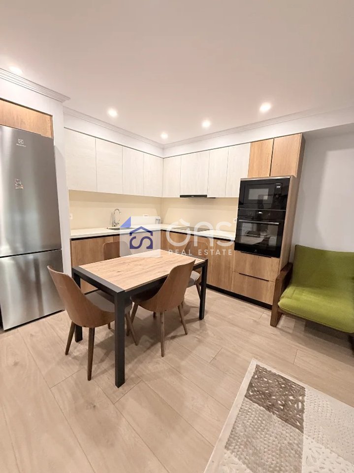 For rent Apartment 2+1 21 Dhjetori