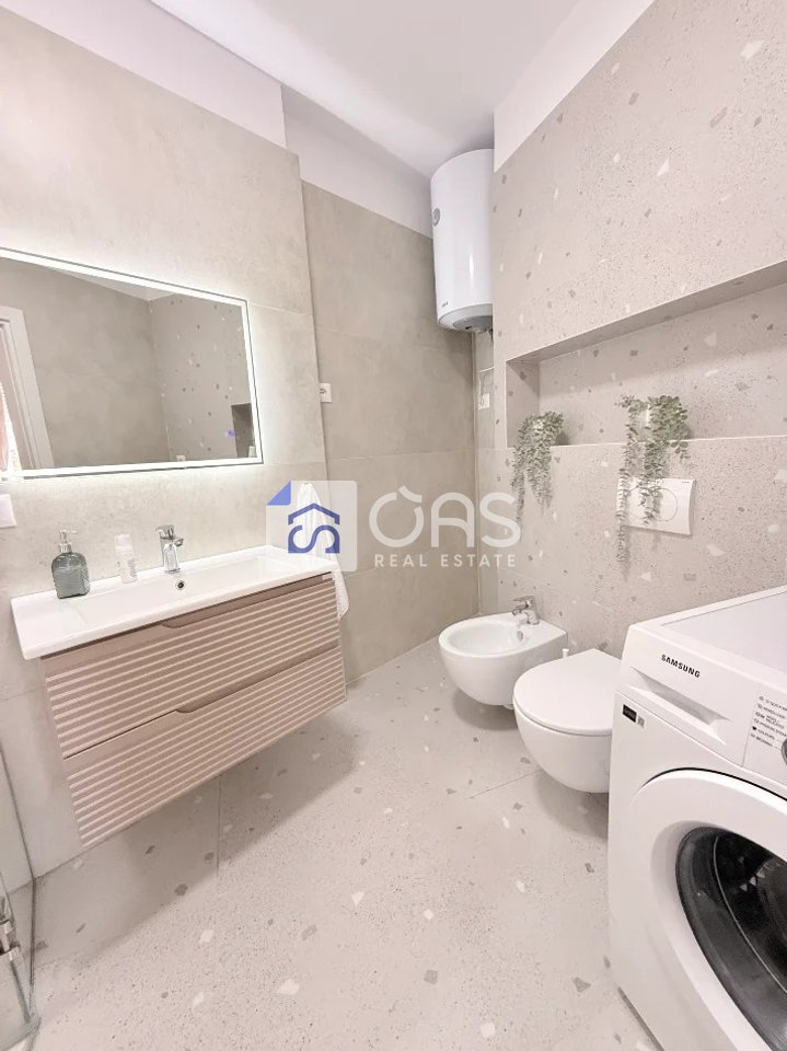 For rent Apartment 2+1 21 Dhjetori