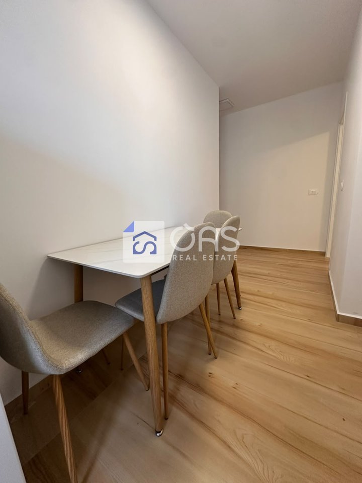 Jepet me qera Apartamenti 1+1  tregu elekrik