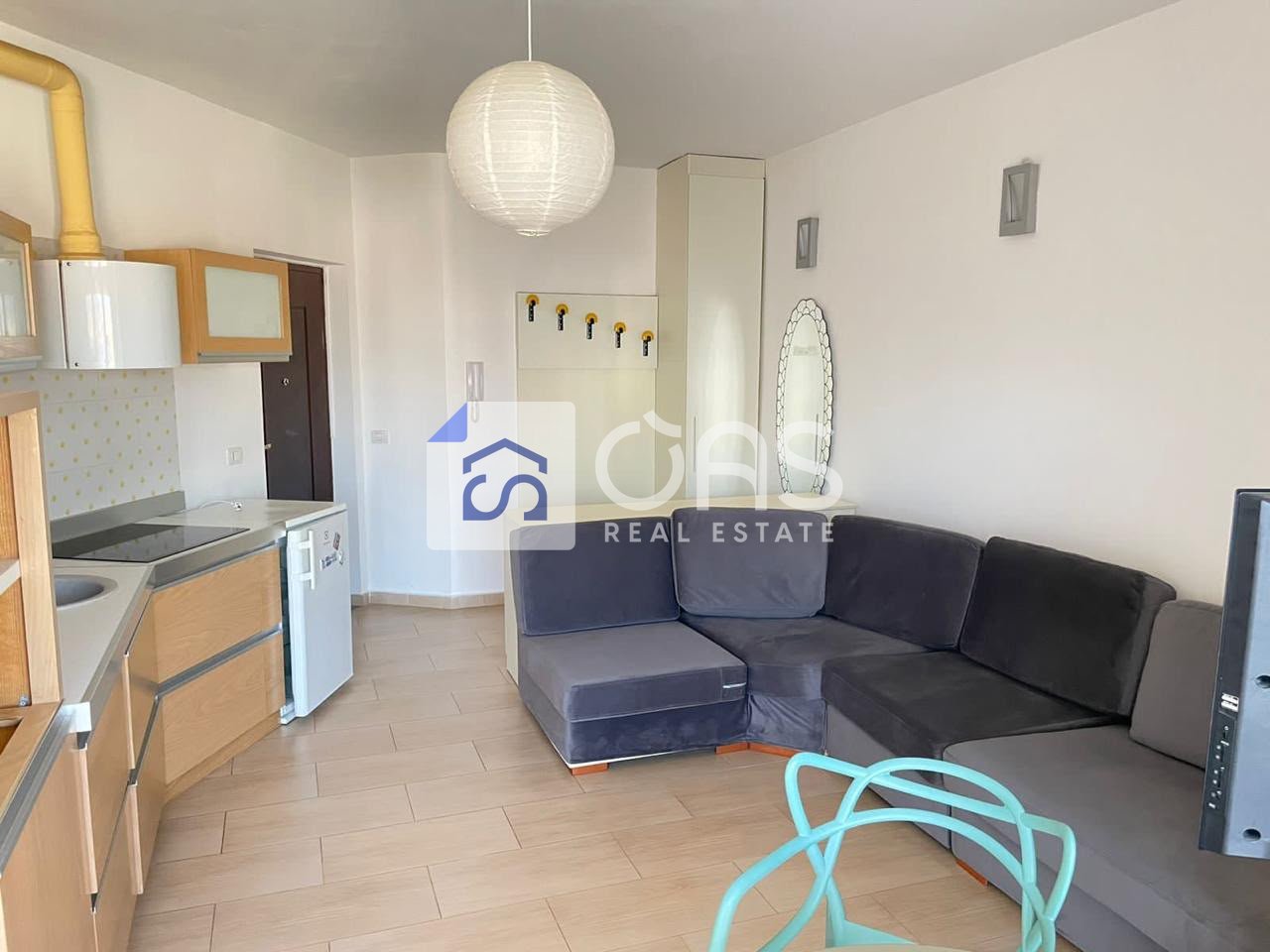 Apartment 1+1 for rent at Komuna e Parisit