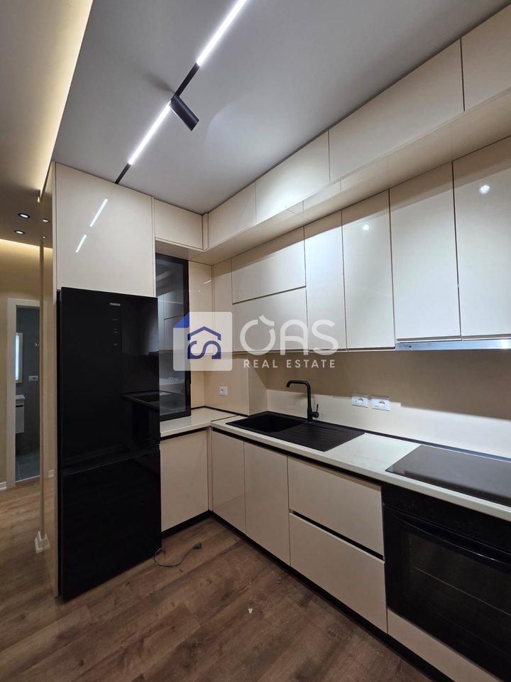 Jepet me qera apartament 1+1 ne 5 Maj.