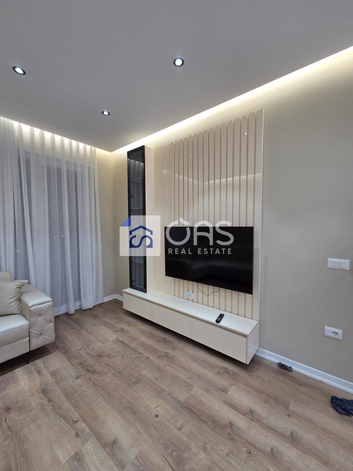 Jepet me qera apartament 1+1 ne 5 Maj.