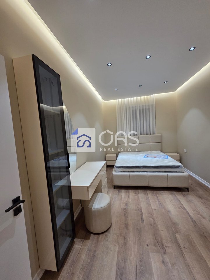 Jepet me qera apartament 1+1 ne 5 Maj.