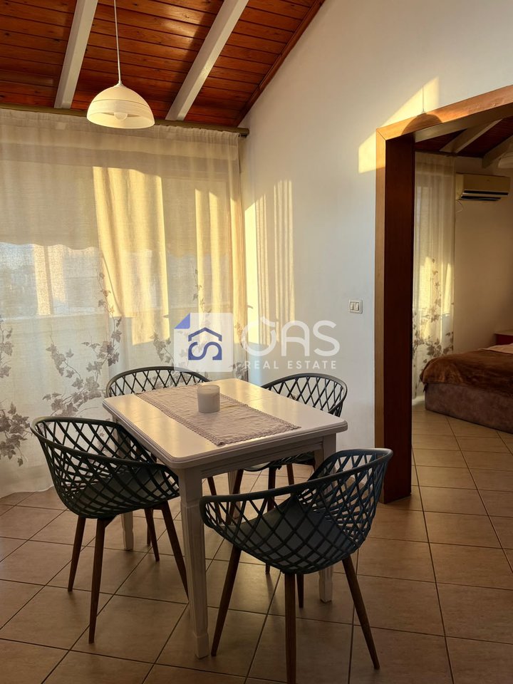 Jepet me qira Apartament 1+1 Rruga Fortuzi