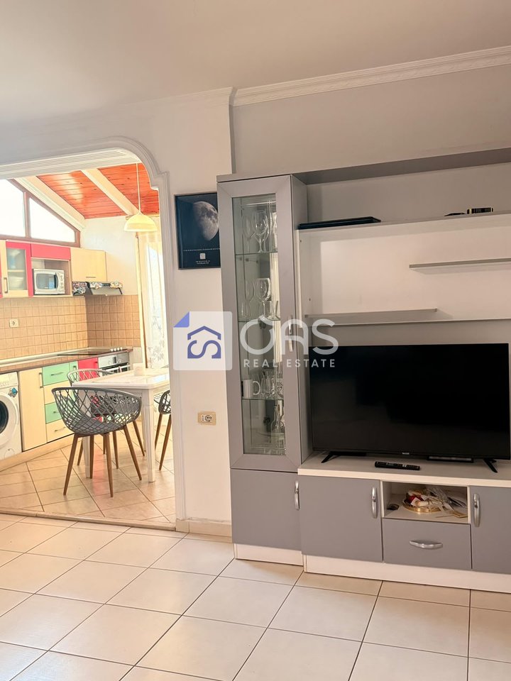Jepet me qira Apartament 1+1 Rruga Fortuzi