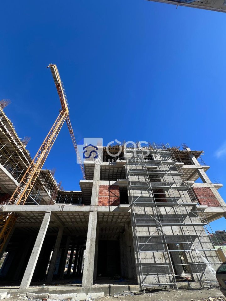Shitet apartament 1+1 ne Golem