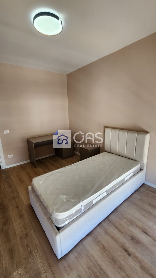 Jepet me qera apartament 2+1 te Univers City