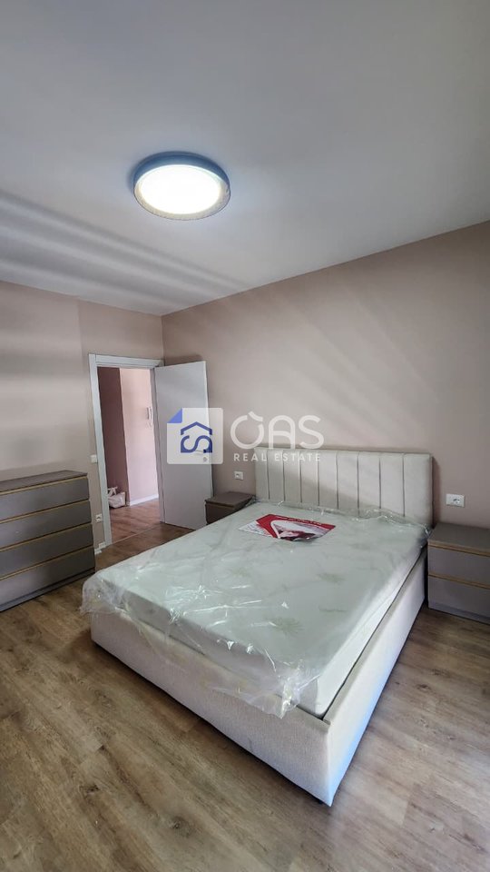 Jepet me qera apartament 2+1 te Univers City