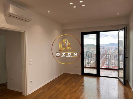 Apartament 2+1+2 me Post Parkimi për Biznes me qira në Tirana Garden Building, Rruga e Kavajës!