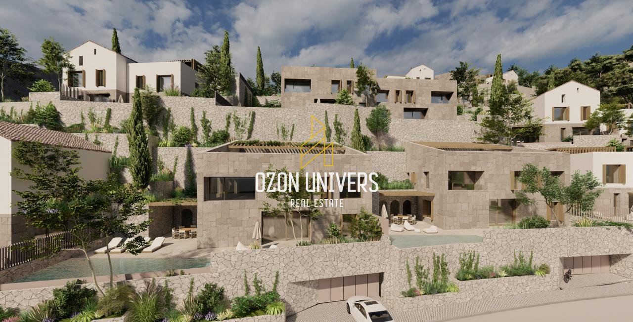 Vile Luksoze  Për Shitje në Folie Village, Jale