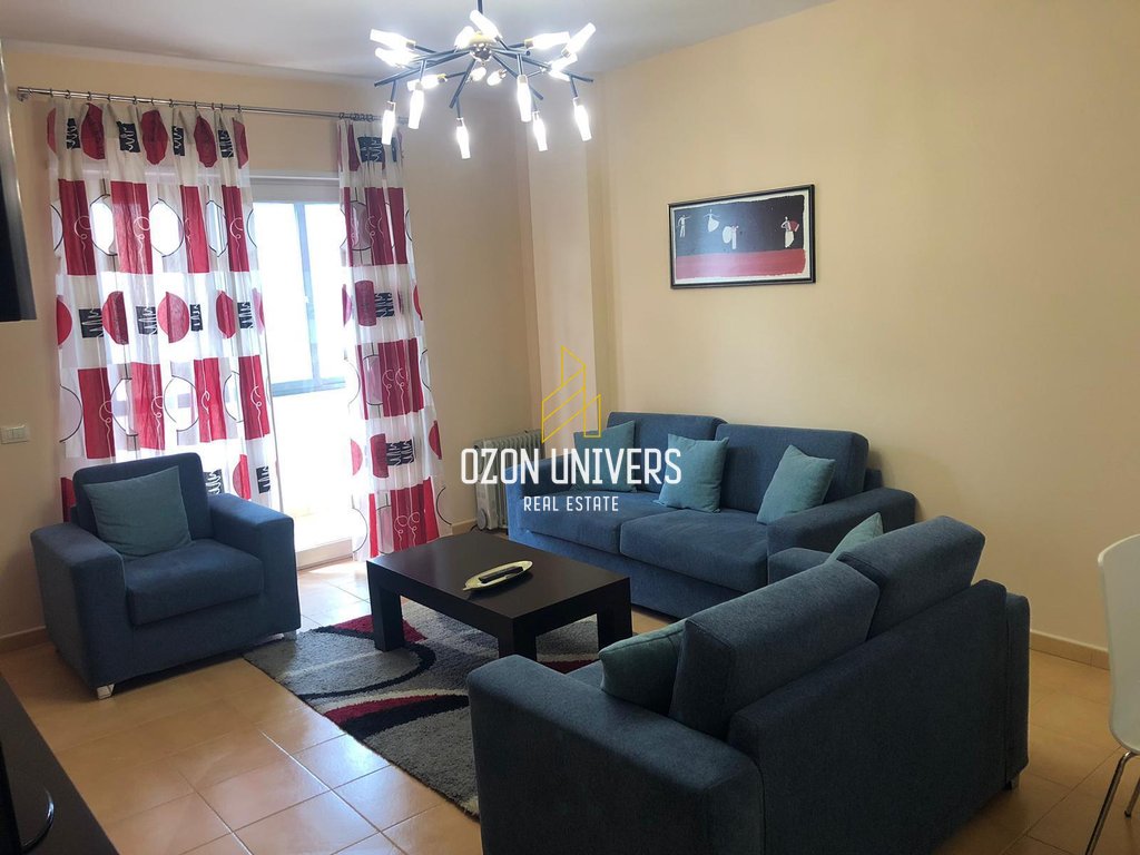 2+1 apartment for rent, Elbasan Street!