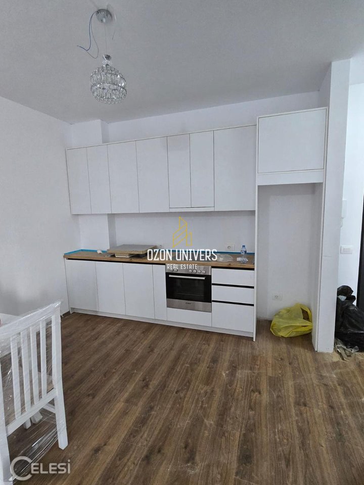 APARTAMENT ME QIRA – PASKUQAN, UNAZA E RE