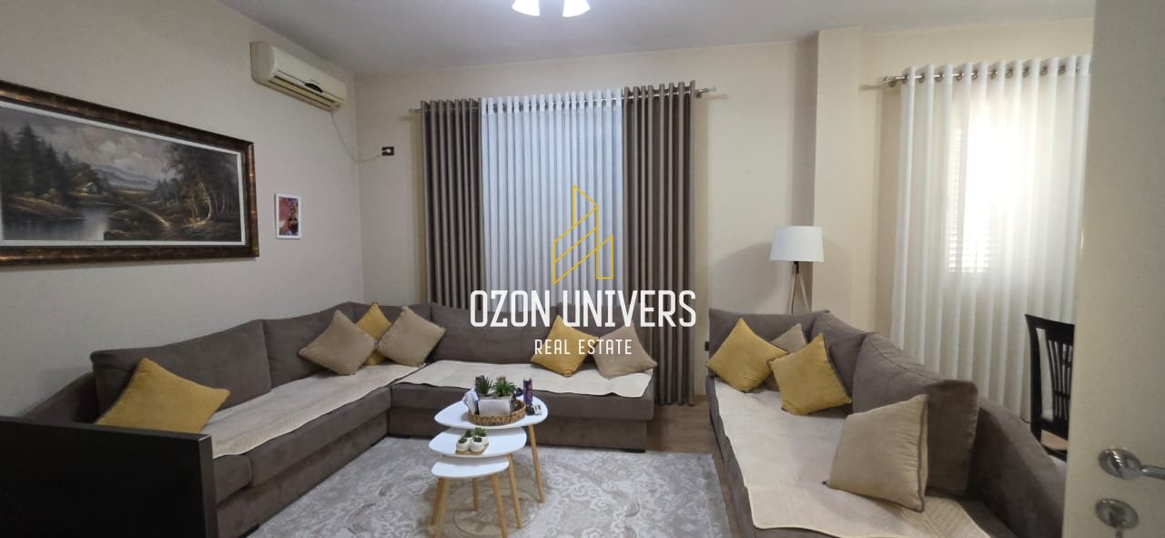 3-story villa for sale in Laprakë, near the Military Hospital!