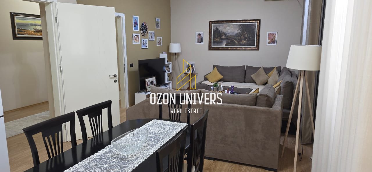 3-story villa for sale in Laprakë, near the Military Hospital!