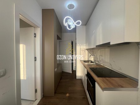 Studios for Rent at Willson Square!
