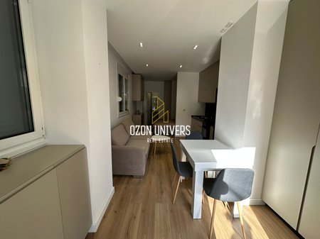 Appartamento in affitto in zona Rruga e Barrikadave!