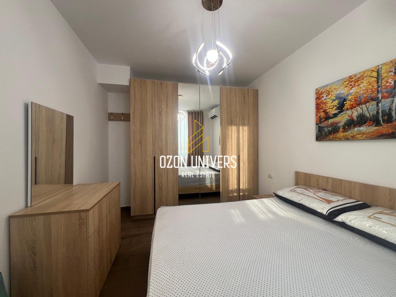 Studios for Rent at Willson Square!
