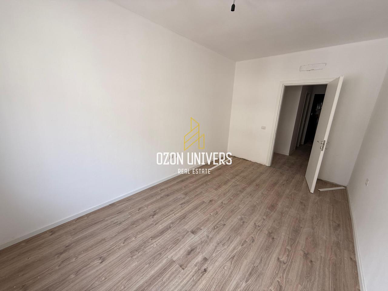 Vendesi Appartamento 1+1 + Angolo cottura + Balcone / Laprakë