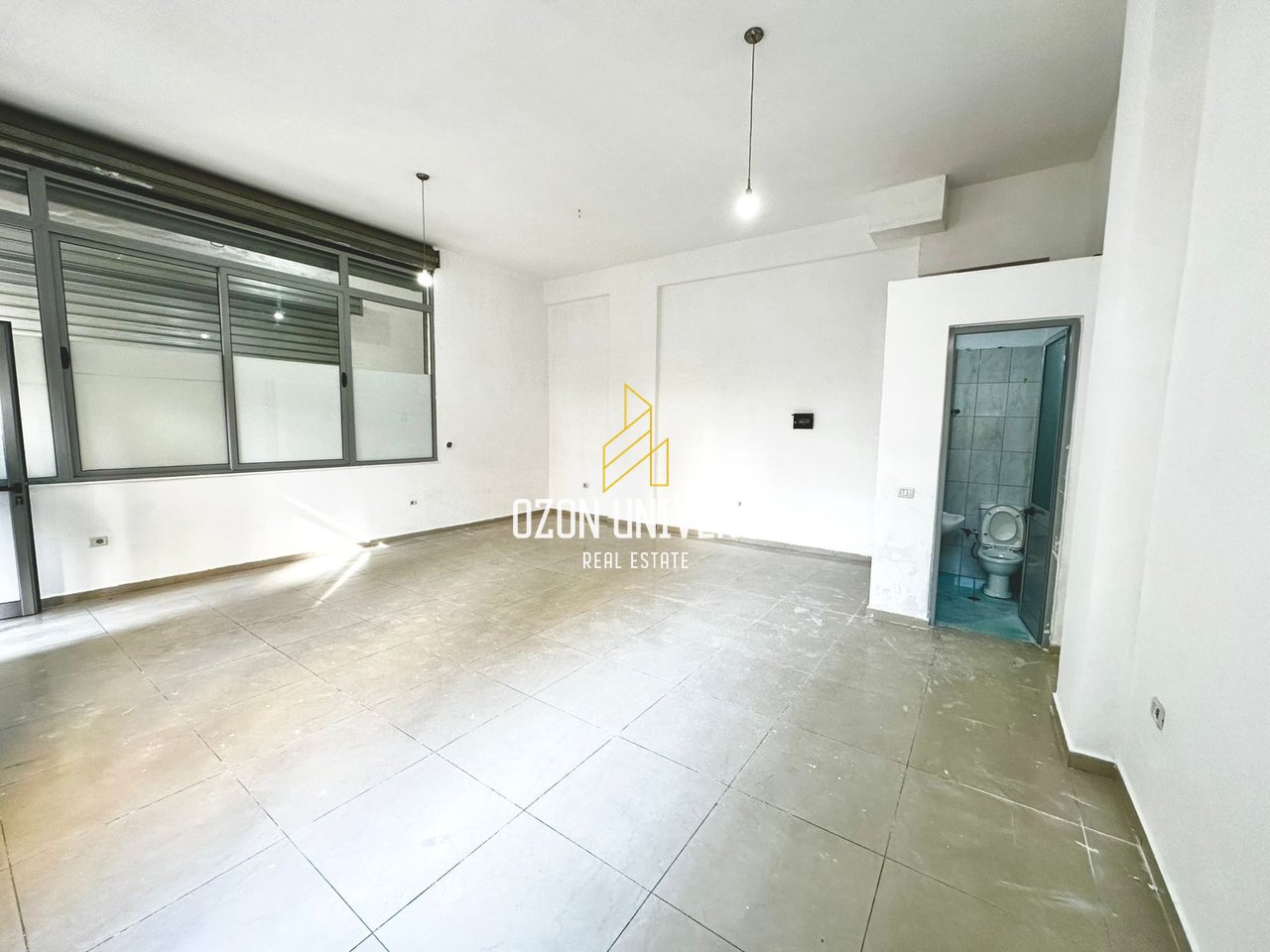Business Space for Sale 50 m² – Yzberisht!
