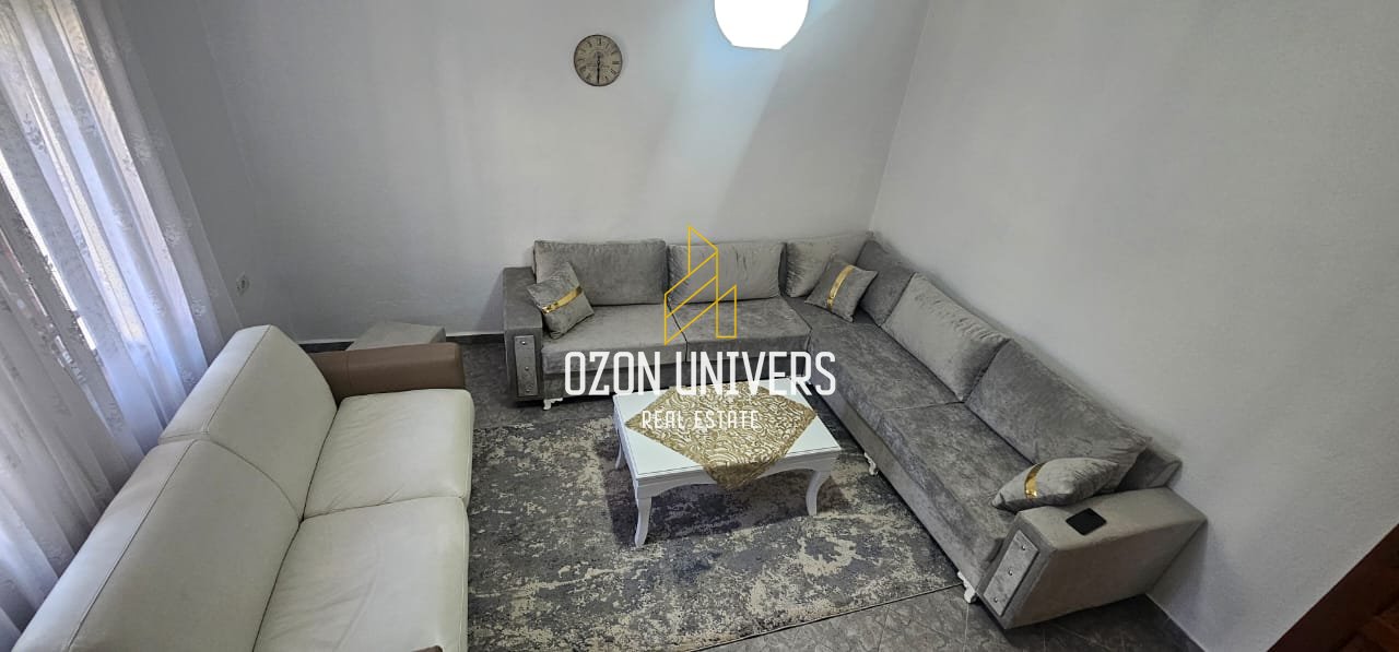 Apartament 1+1, për qira , (kat vile) tek Rruga Babë Rexha, Ish Parku!