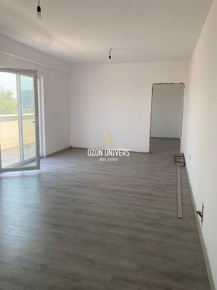 1+1 apartment for sale at the "Aura" Complex, Dritan Hoxha Street!