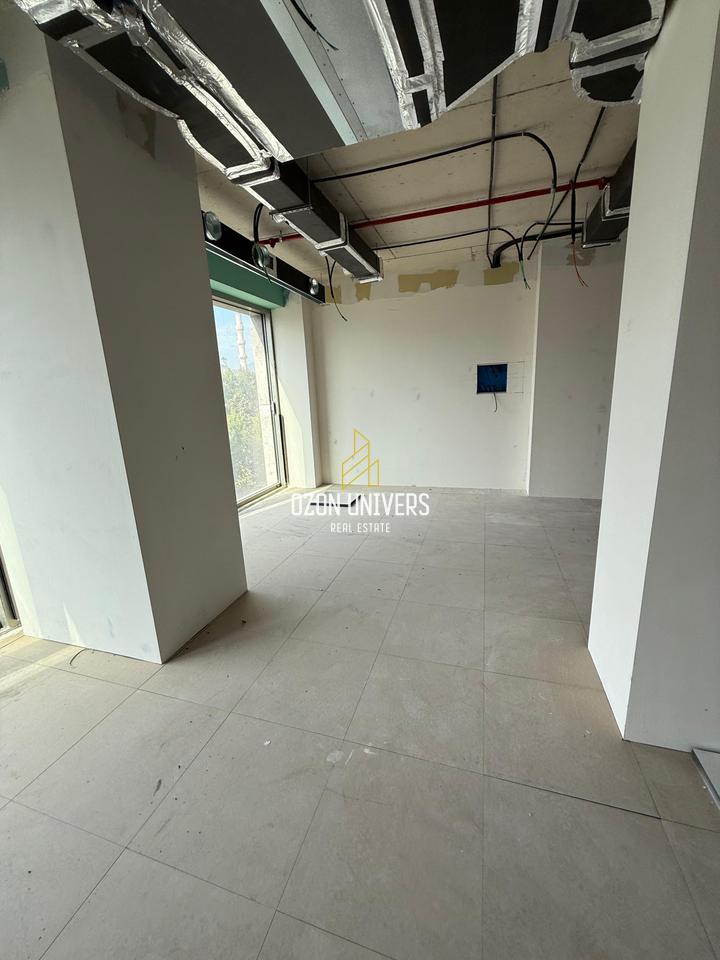 Due ambienti commerciali in affitto – Disponibili insieme o separatamente | Downtown One, Tirana!
