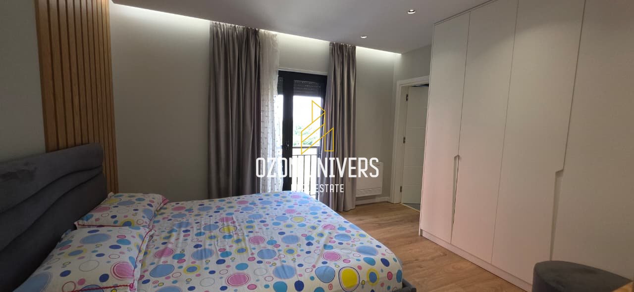 Apartament 2+1 për qira tek Green City, Astir!