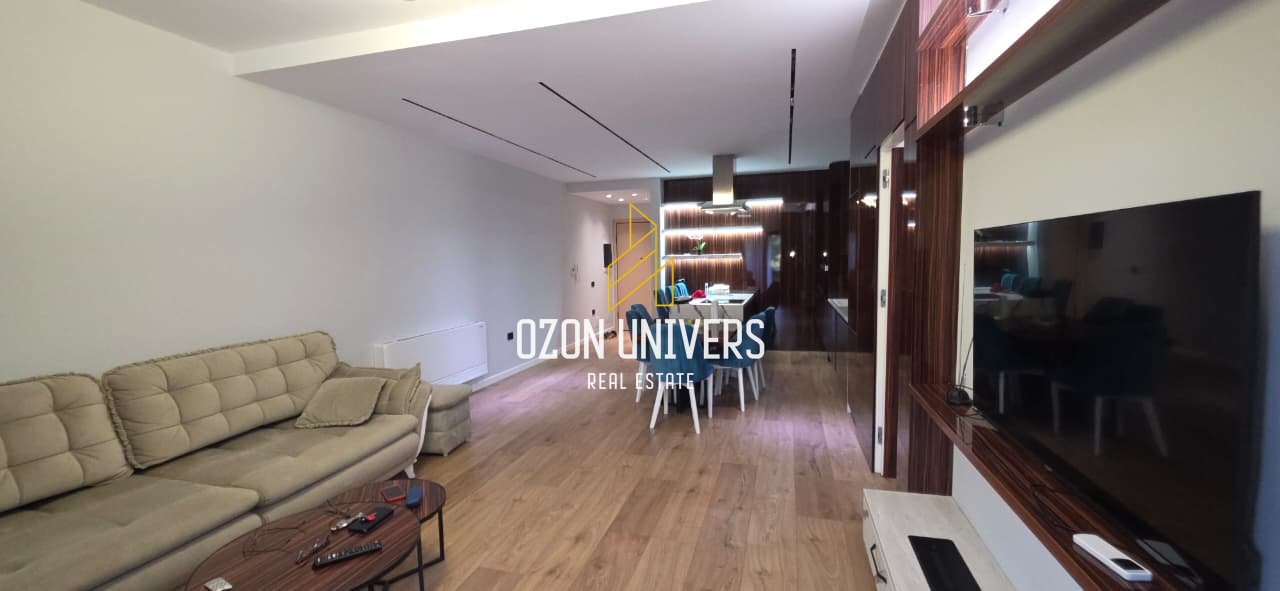 Apartament 2+1 për qira tek Green City, Astir!