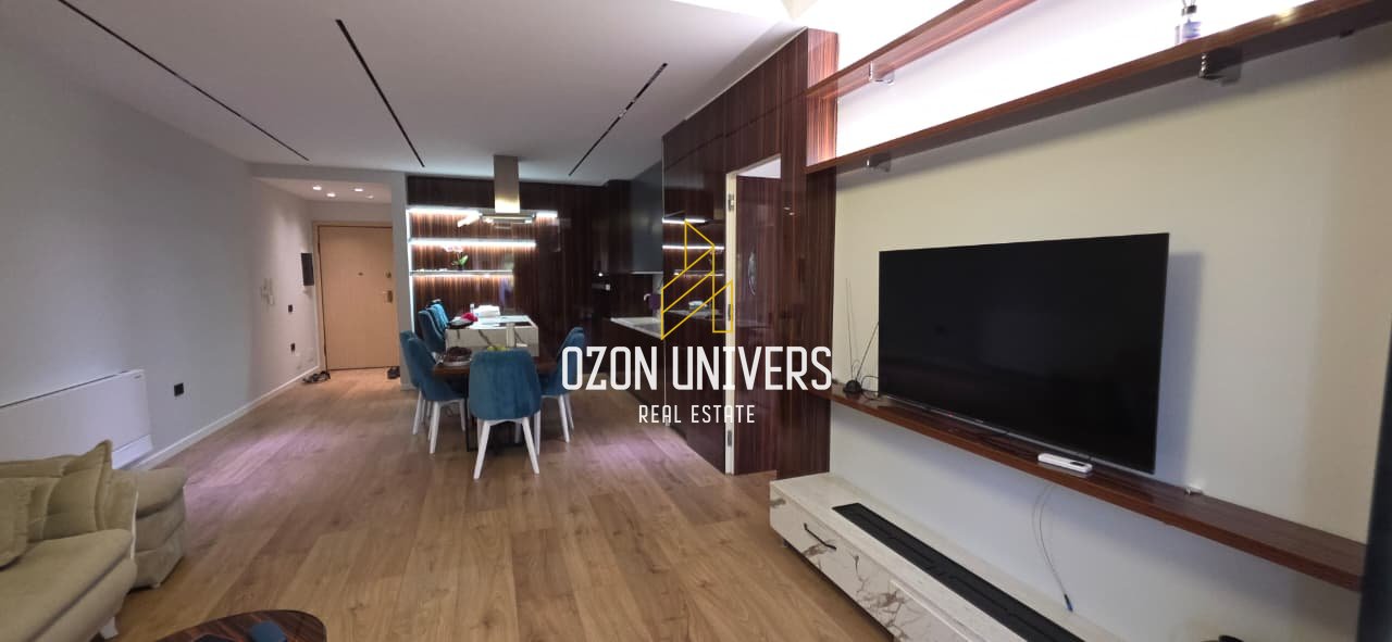 Apartament 2+1 për qira tek Green City, Astir!