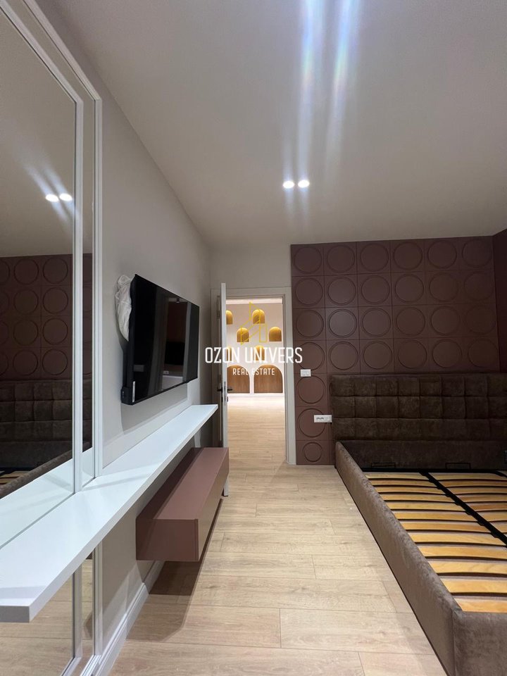 Apartament 3+1+2 për qira, tek Rruga e Kosovarëve