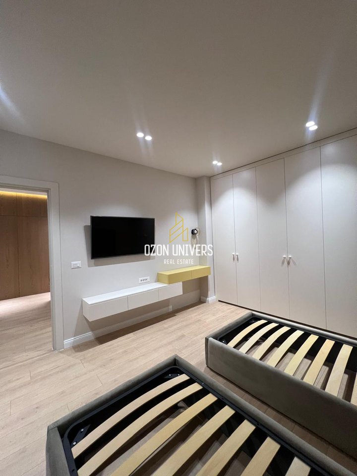 Apartament 3+1+2 për qira, tek Rruga e Kosovarëve