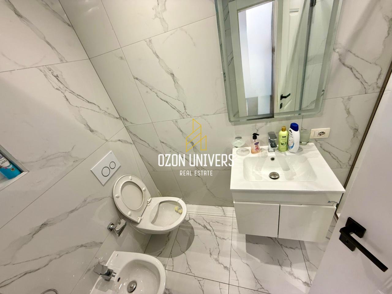 Apartament 1+1 me qira, tek Rruga e Kosovarëve