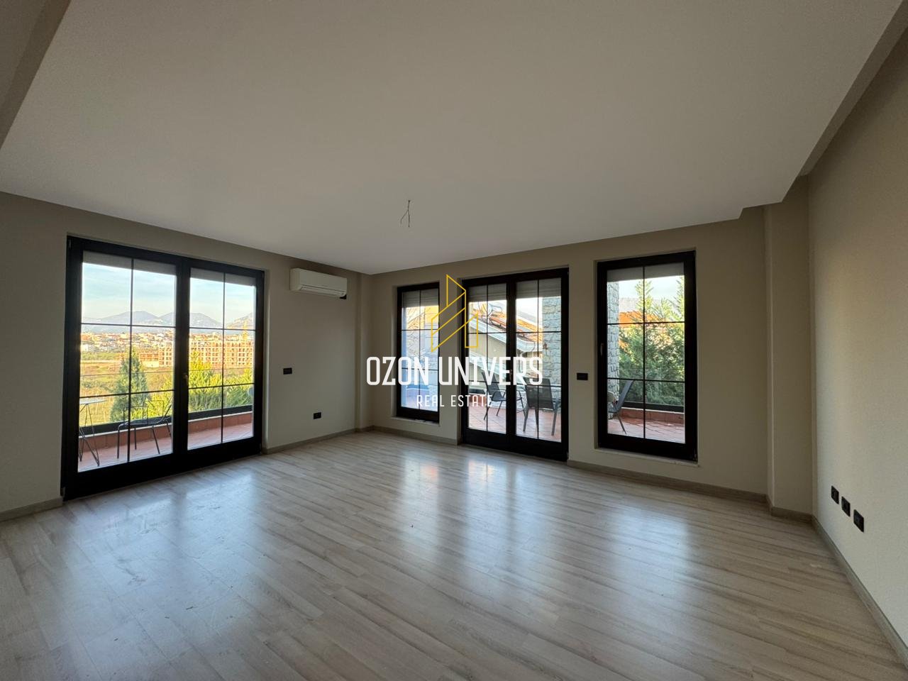 Villa in affitto ad Akacia Hills, Mjull Bathore!