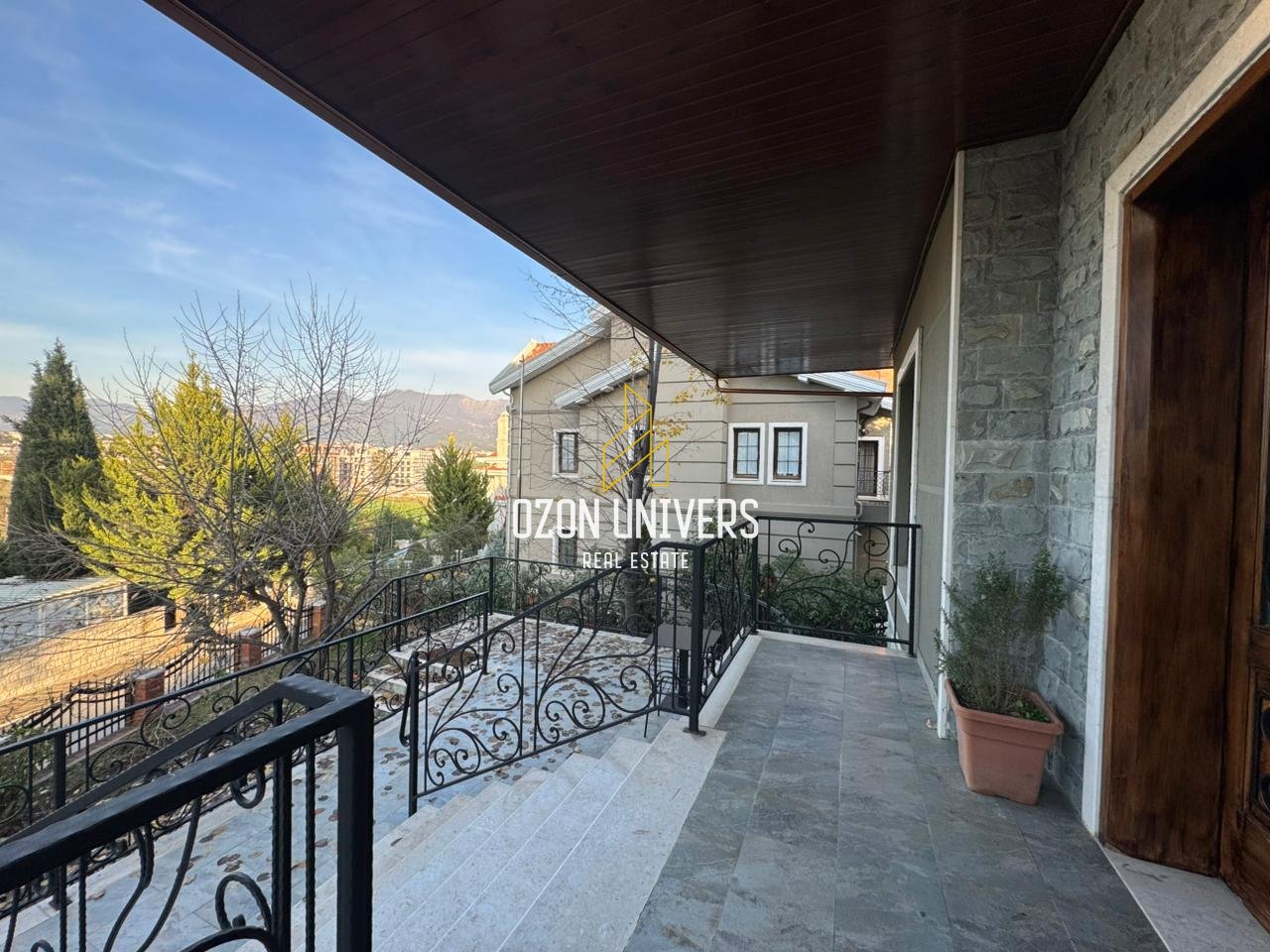 Villa in affitto ad Akacia Hills, Mjull Bathore!
