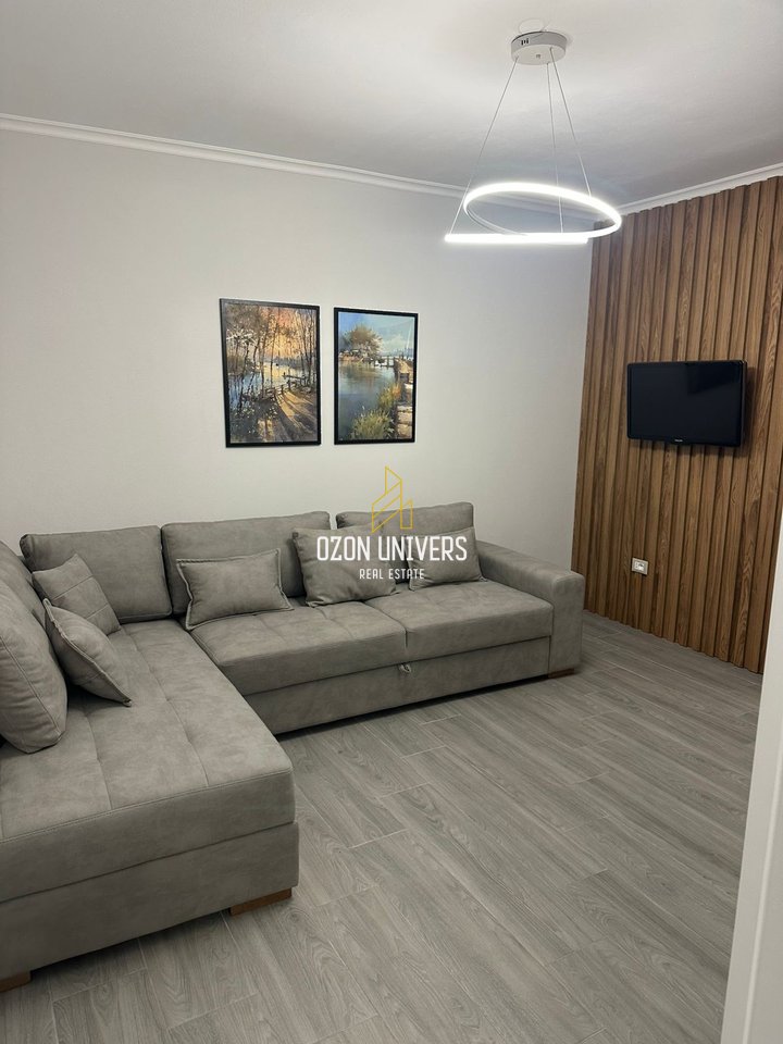 Apartament 1+1 për qira, pranë Shkollës së Kuqe!