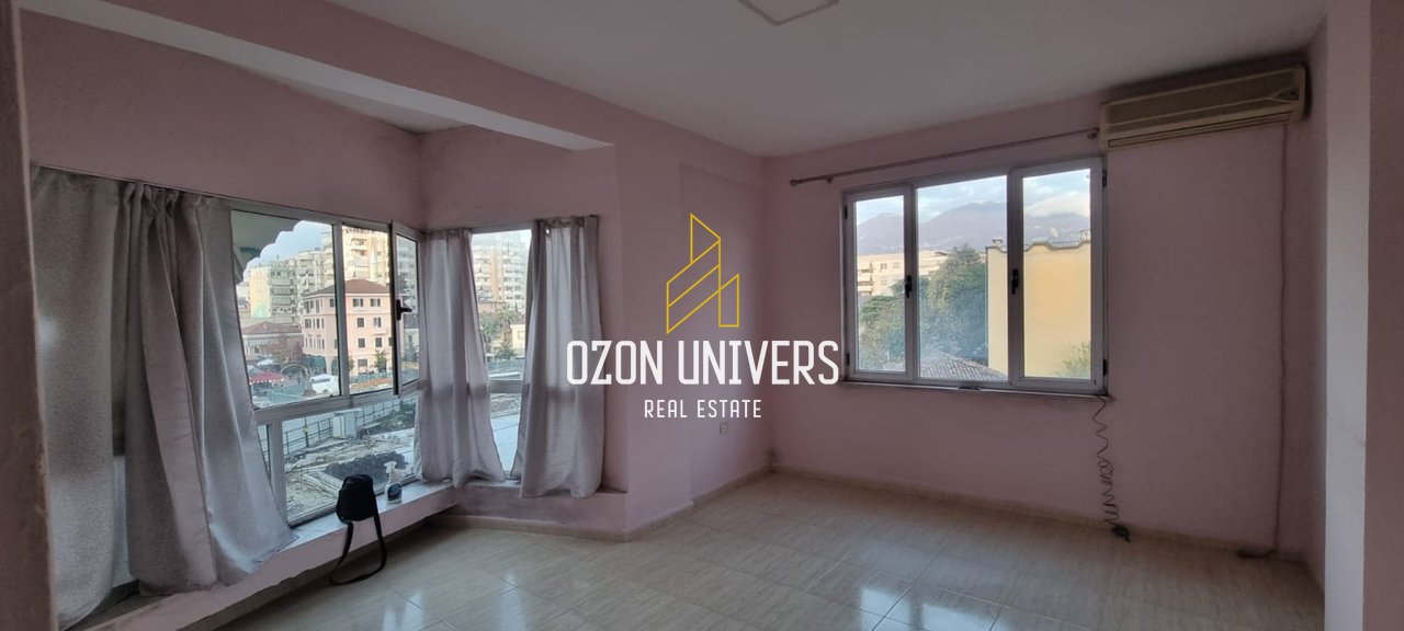 Ambient biznesi për qira, tek Pazari i Ri