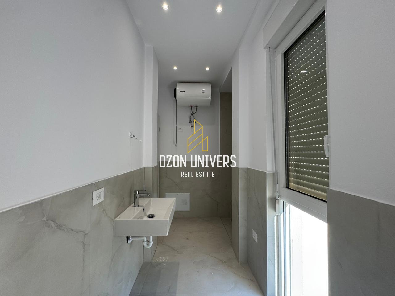 Vilë 3-katëshe për qira tek Aba Residence, Farkë!