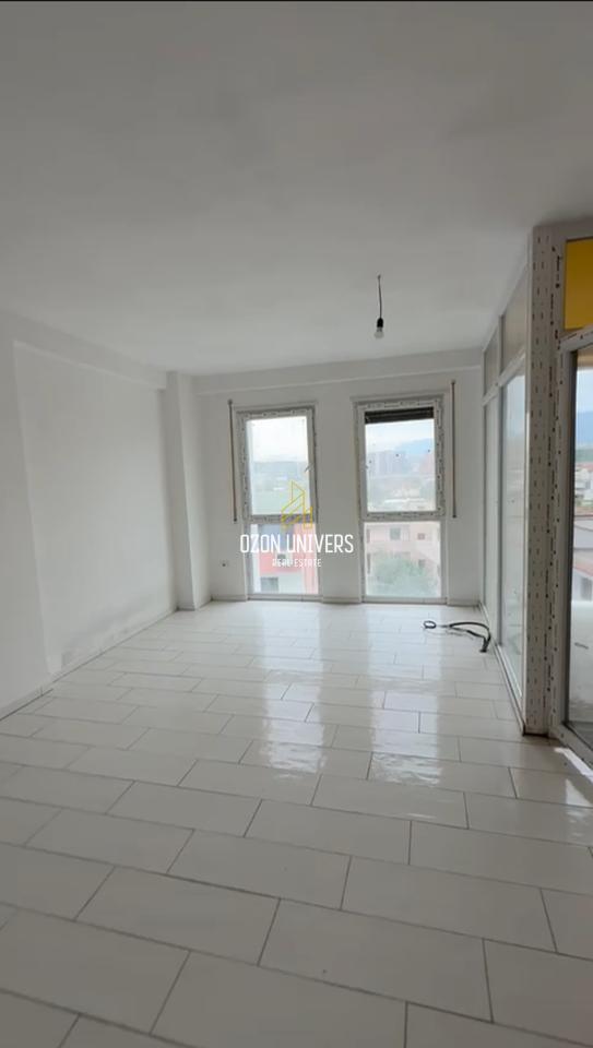 2+1+2 apartment for sale, at the New Boulevard