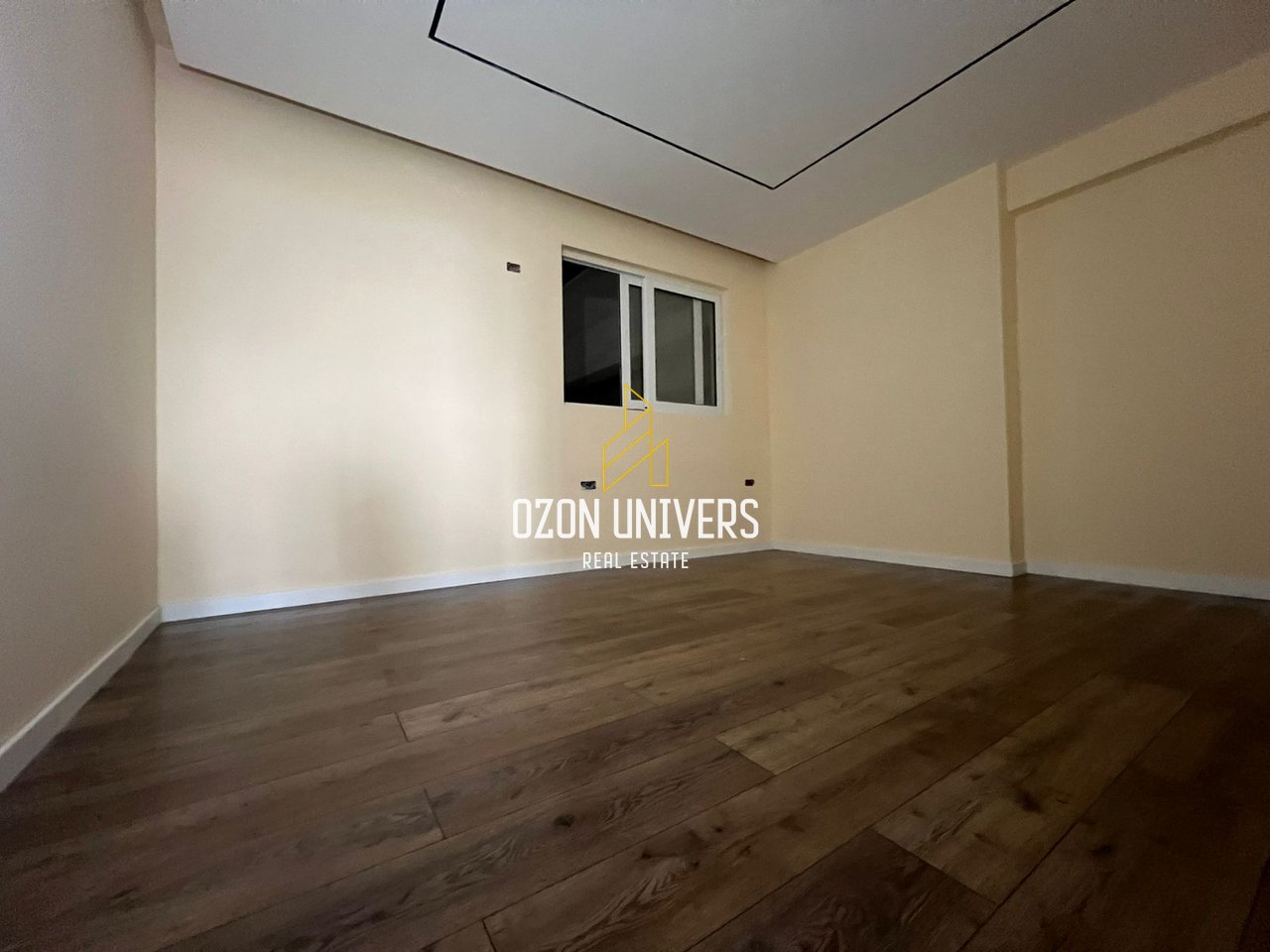 Shitet apartament 2+1+2, ne Sarande!